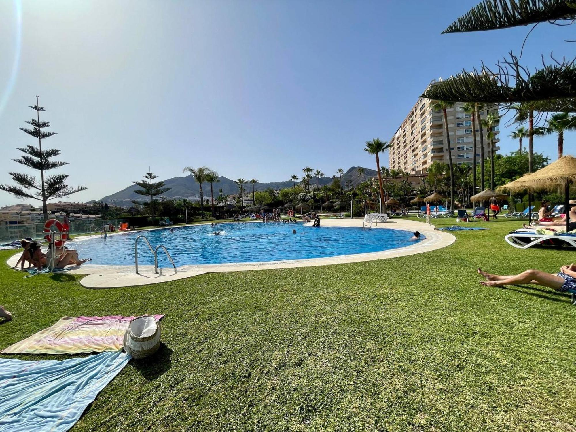 El Coloso De Steram Flats Benalmadena Exterior photo
