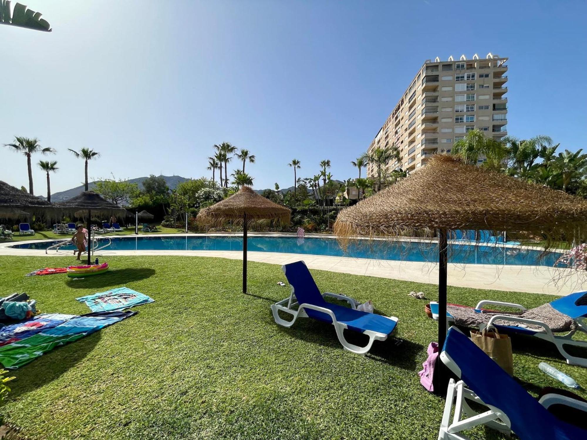 El Coloso De Steram Flats Benalmadena Exterior photo
